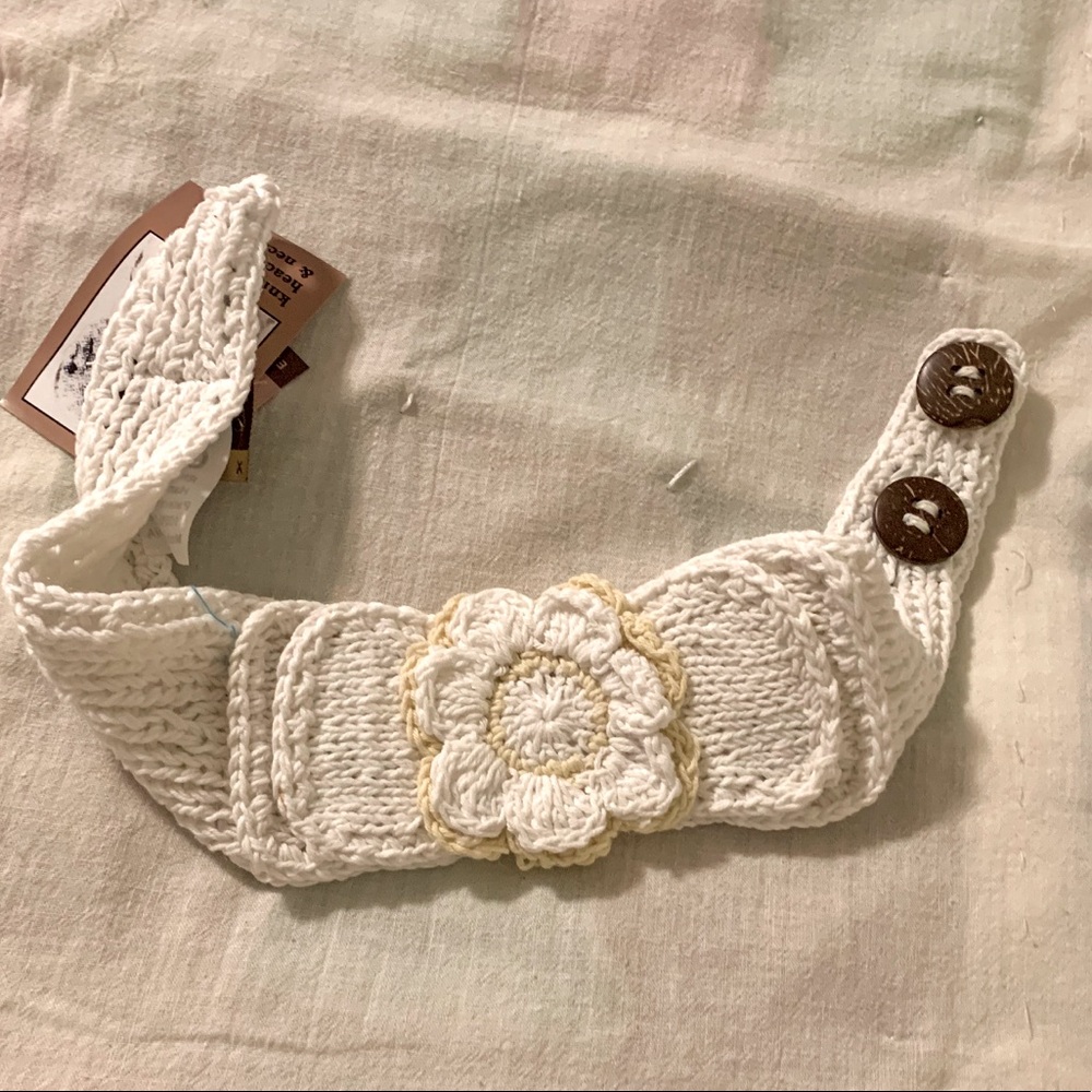 🌟CC Beanie Flowered Button Headwrap/Headband